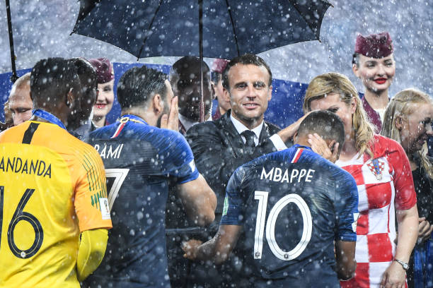 该校设有专 该校设有专