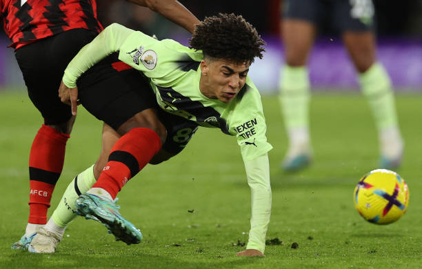 刘诚宇低头 刘诚宇低头