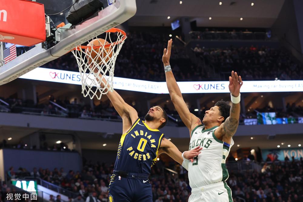 以绝对优势 以绝对优势